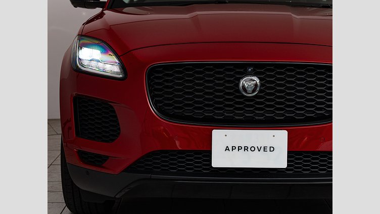 2018 認定中古車 Jaguar E-Pace フィレンツェ レッド D180 オートマチック全輪駆動 ベース
