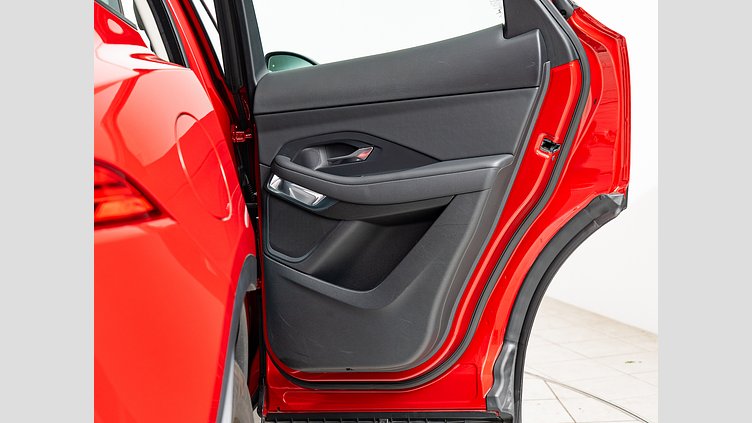 2018 認定中古車 Jaguar E-Pace フィレンツェ レッド D180 オートマチック全輪駆動 ベース
