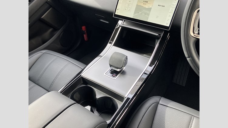 2024 認定中古車 Land Rover Range Rover Evoque フジホワイト P300eプラグインハイブリッド（ガソリン） スタンダードホイールベース AUTOBIOGRAPHY