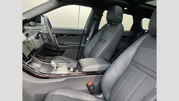 2024 認定中古車 Land Rover Range Rover Evoque フジホワイト P300eプラグインハイブリッド（ガソリン） スタンダードホイールベース AUTOBIOGRAPHY