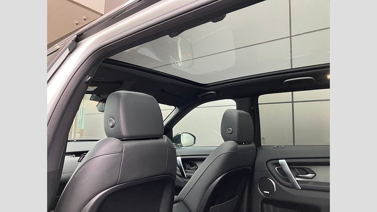2024 認定中古車 Land Rover Discovery Sport フジホワイト P300eプラグインハイブリッド（ガソリン） 標準ホイール DYNAMIC HSE
