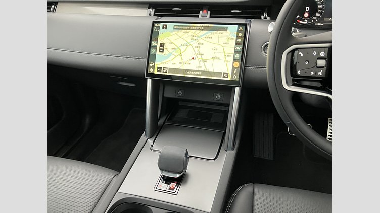 2024 認定中古車 Land Rover Discovery Sport フジホワイト P300eプラグインハイブリッド（ガソリン） 標準ホイール DYNAMIC HSE