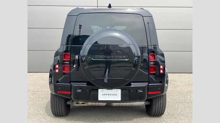 2024 認定中古車 Land Rover Defender 110 サントリーニブラック D300 AWD（AT） X-DYNAMIC HSE