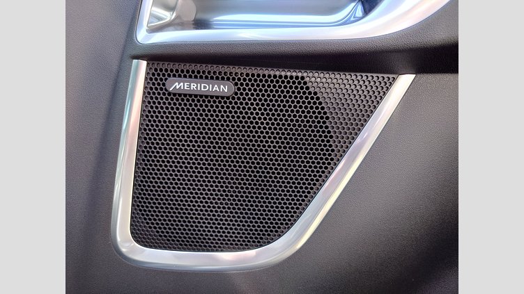 2024 認定中古車 Jaguar E-Pace カルパチアングレイ P250 AWD（オートマチック） R-DYNAMIC SE