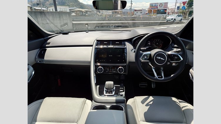 2024 認定中古車 Jaguar E-Pace カルパチアングレイ P250 AWD（オートマチック） R-DYNAMIC SE
