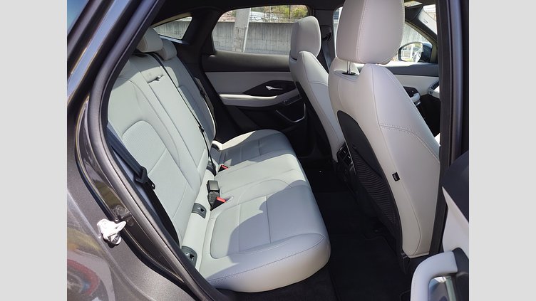 2024 認定中古車 Jaguar E-Pace カルパチアングレイ P250 AWD（オートマチック） R-DYNAMIC SE