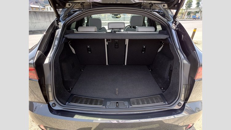 2024 認定中古車 Jaguar E-Pace カルパチアングレイ P250 AWD（オートマチック） R-DYNAMIC SE
