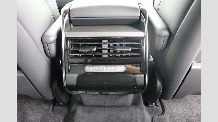 2025 認定中古車 Land Rover Range Rover Sport オストゥーニパールホワイト P550eプラグインハイブリッド（ガソリン） Dynamic SE