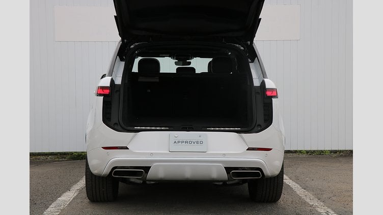 2025 認定中古車 Land Rover Range Rover Sport オストゥーニパールホワイト P550eプラグインハイブリッド（ガソリン） Dynamic SE