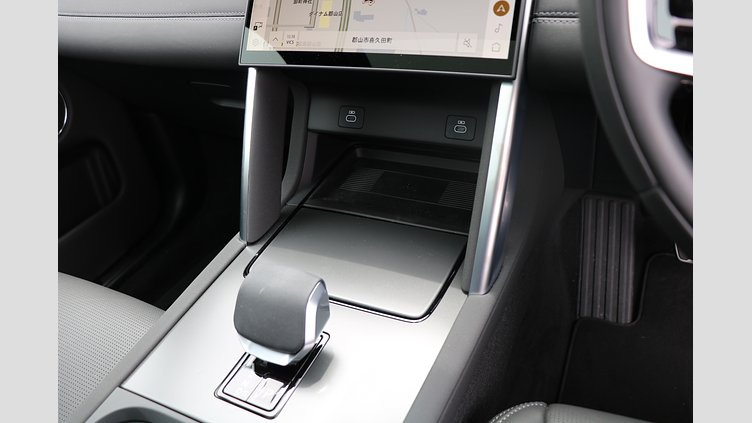 2024 認定中古車 Land Rover Discovery Sport サントリーニブラック P300eプラグインハイブリッド（ガソリン） DYNAMIC HSE