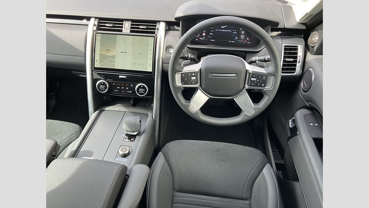 2024 認定中古車 Land Rover Discovery フジホワイト D300マイルドハイブリッド（ディーゼル） スタンダードホイールベース S
