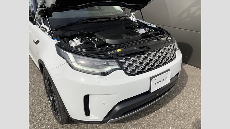 2024 認定中古車 Land Rover Discovery フジホワイト D300マイルドハイブリッド（ディーゼル） スタンダードホイールベース S