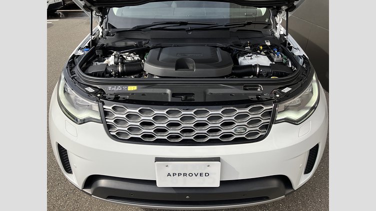 2024 認定中古車 Land Rover Discovery フジホワイト D300マイルドハイブリッド（ディーゼル） スタンダードホイールベース S