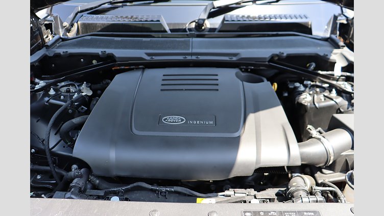 2023 認定中古車 Land Rover Defender 110 サントリーニブラック P300 AWD（AT） S