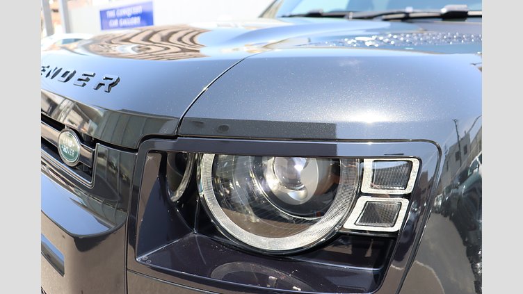 2023 認定中古車 Land Rover Defender 110 サントリーニブラック P300 AWD（AT） S