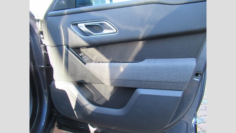 2024 認定中古車 Land Rover Range Rover Velar ヴァレジネブルー P400eプラグインハイブリッド（ガソリン） Standard Wheelbase Dynamic HSE