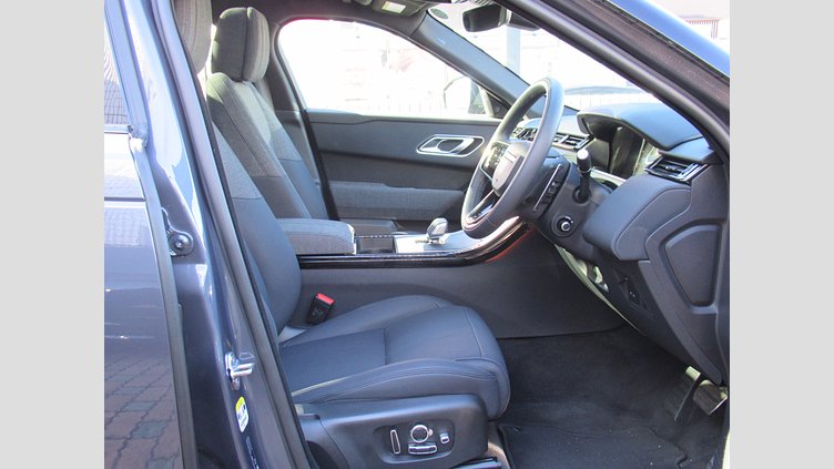2024 認定中古車 Land Rover Range Rover Velar ヴァレジネブルー P400eプラグインハイブリッド（ガソリン） Standard Wheelbase Dynamic HSE