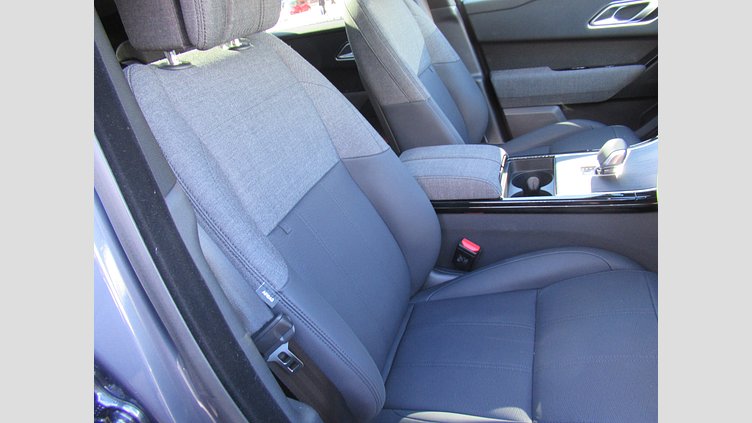 2024 認定中古車 Land Rover Range Rover Velar ヴァレジネブルー P400eプラグインハイブリッド（ガソリン） Standard Wheelbase Dynamic HSE