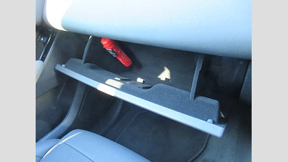 Range Rover Velar 17