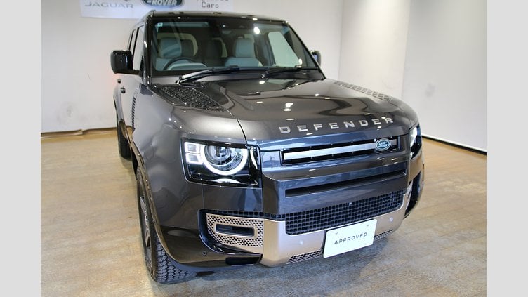 2024 認定中古車 Land Rover Defender 130 カルパチアングレイ D300 AWD（AT） SE