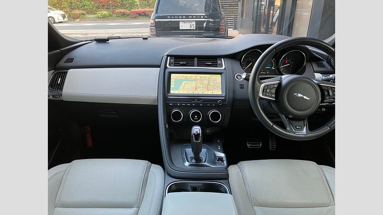 2018 認定中古車 Jaguar E-Pace ボラスコグレー P250 オートマチック全輪駆動 R-DYNAMIC SE