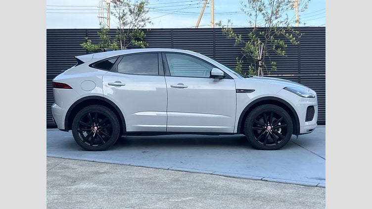 2018 認定中古車 Jaguar E-Pace ボラスコグレー P250 オートマチック全輪駆動 R-DYNAMIC SE