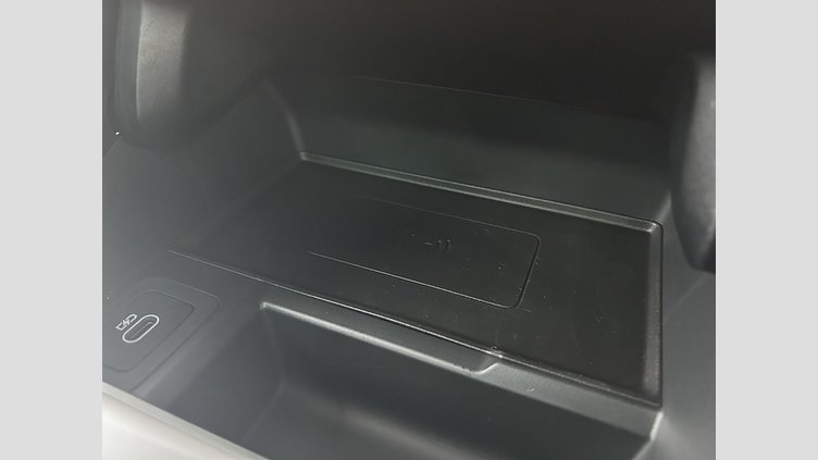 2024 認定中古車 Land Rover Range Rover Evoque アイガーグレイ P300eプラグインハイブリッド（ガソリン）  DYNAMIC HSE