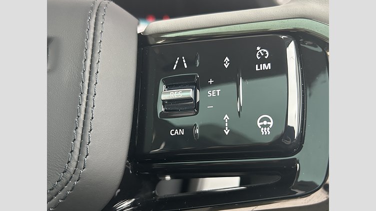 2024 認定中古車 Land Rover Range Rover Evoque アイガーグレイ P300eプラグインハイブリッド（ガソリン）  DYNAMIC HSE