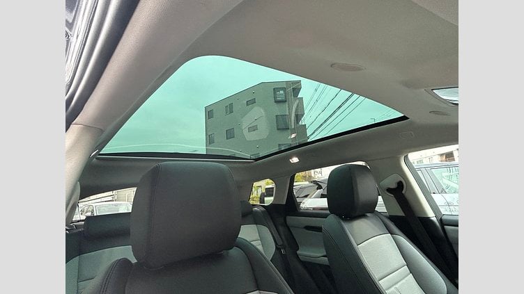 2024 認定中古車 Land Rover Range Rover Evoque アイガーグレイ P300eプラグインハイブリッド（ガソリン）  DYNAMIC HSE