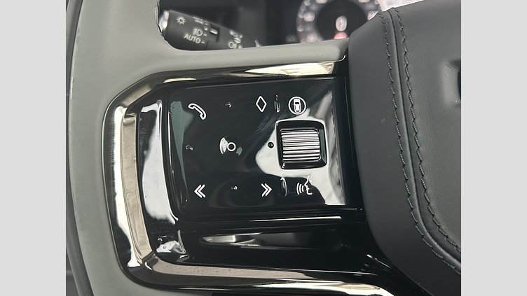 2024 認定中古車 Land Rover Range Rover Evoque アイガーグレイ P300eプラグインハイブリッド（ガソリン）  DYNAMIC HSE