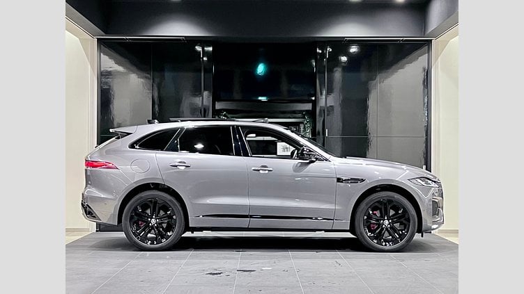 2024 認定中古車 Jaguar F-Pace アイガーグレイ P250 AWD（オートマチック） R-DYNAMIC SE