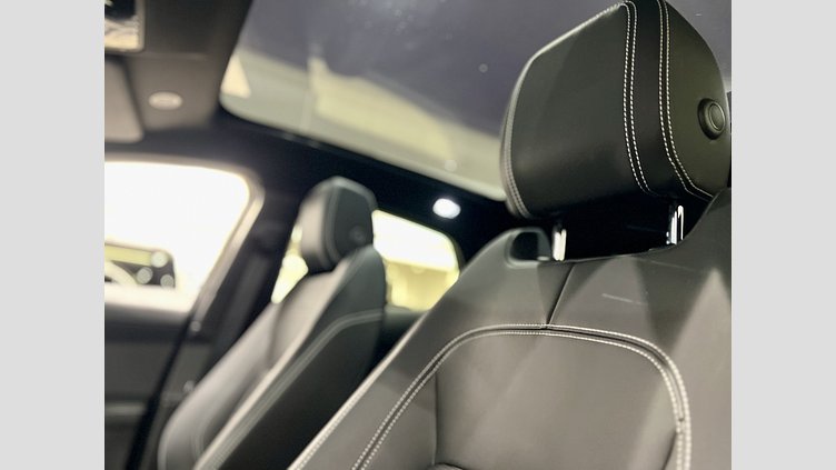 2024 認定中古車 Jaguar E-Pace サントリーニブラック P250（ガソリン） R-DYNAMIC SE