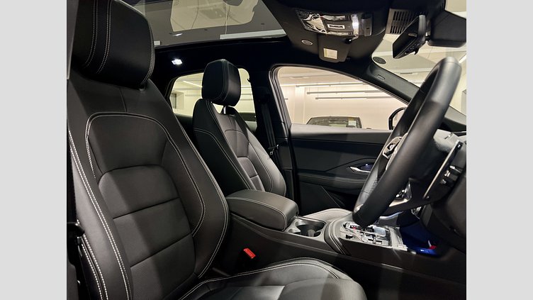2024 認定中古車 Jaguar E-Pace サントリーニブラック P250（ガソリン） R-DYNAMIC SE