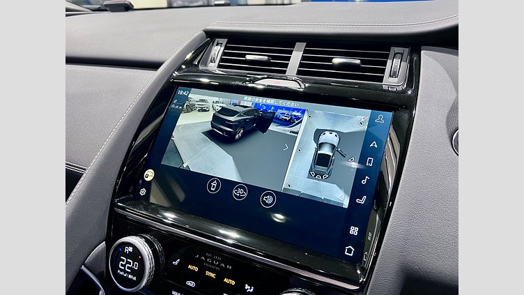 2024 認定中古車 Jaguar E-Pace サントリーニブラック P250（ガソリン） R-DYNAMIC SE