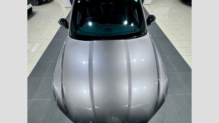 2024 認定中古車 Jaguar F-Pace アイガーグレイ P250 AWD（オートマチック） R-DYNAMIC SE