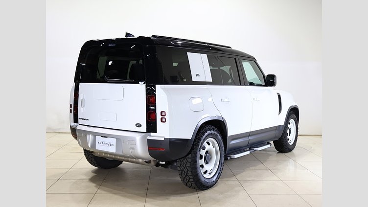 2021 認定中古車 Land Rover Defender 110 フジホワイト P300 AWD（AT） SE