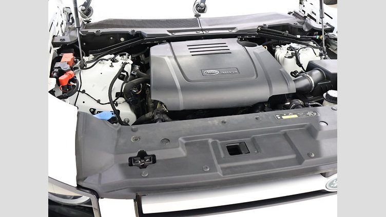 2021 認定中古車 Land Rover Defender 110 フジホワイト P300 AWD（AT） SE