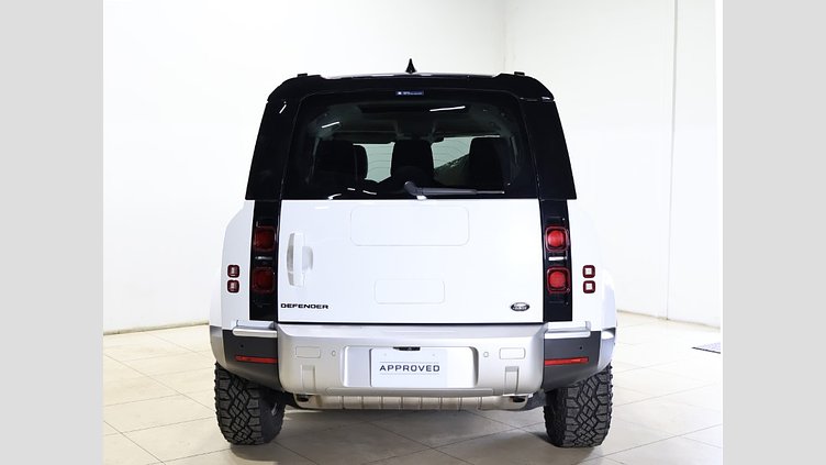 2021 認定中古車 Land Rover Defender 110 フジホワイト P300 AWD（AT） SE