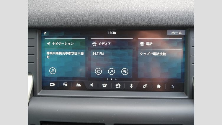 2017 認定中古車 Land Rover Discovery Sport Yulong White 2.0 litre Si4 Petrol HSE