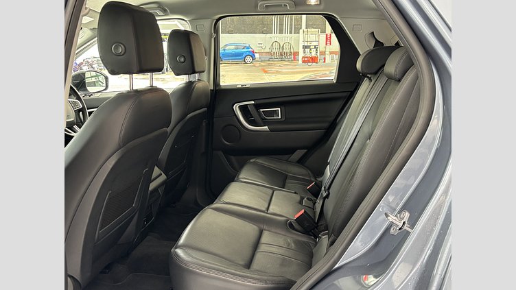 2019 認定中古車 Land Rover Discovery Sport Byron Blue 2.0 litre i4D Diesel HSE
