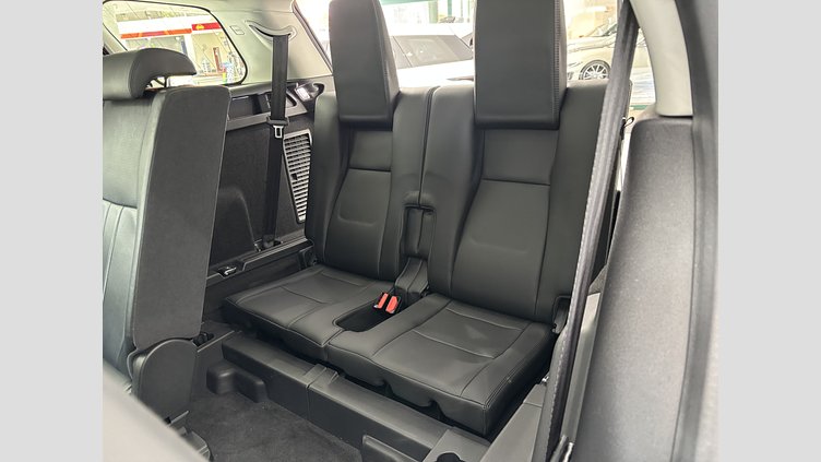 2019 認定中古車 Land Rover Discovery Sport Byron Blue 2.0 litre i4D Diesel HSE