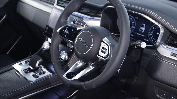 2024 Approved Jaguar F-Pace GREY P250 R-Dynamic SE