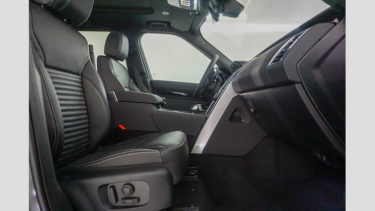 2025 Approved Land Rover Discovery Santorini Black 3.0D 249PS AWD A8 S