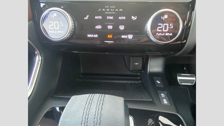 2023 認定中古車 Jaguar E-Pace サントリーニブラック P250 AWD（オートマチック） R-DYNAMIC SE