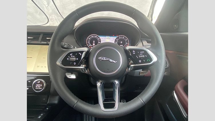 2023 認定中古車 Jaguar E-Pace サントリーニブラック P250 AWD（オートマチック） R-DYNAMIC SE
