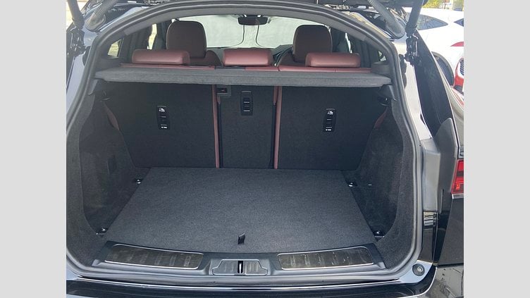 2023 認定中古車 Jaguar E-Pace サントリーニブラック P250 AWD（オートマチック） R-DYNAMIC SE