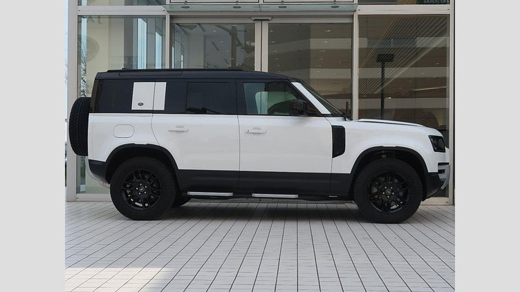 2023 認定中古車 Land Rover Defender 110 フジホワイト D300 AWD（AT） S