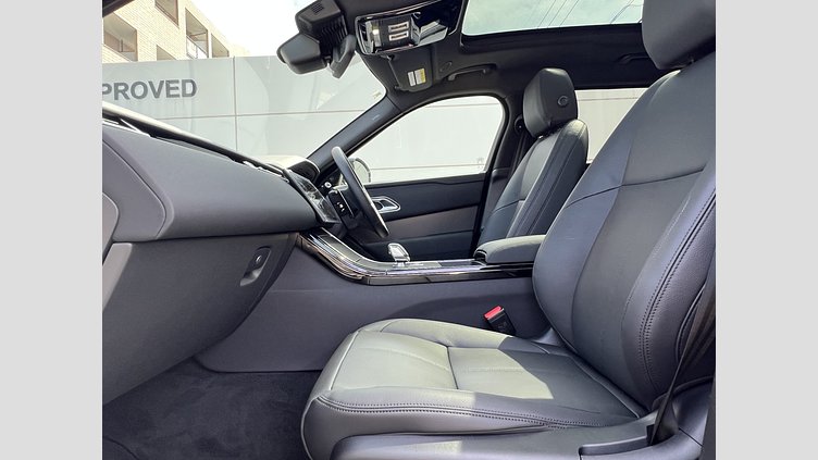 2025 認定中古車 Land Rover Range Rover Velar フジホワイト D200マイルドハイブリッド（ディーゼル） スタンダードホイールベース Dynamic SE