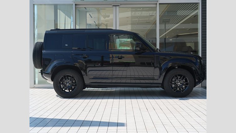 2024 認定中古車 Land Rover Defender 110 サントリーニブラック D300 AWD（AT） X-DYNAMIC SE