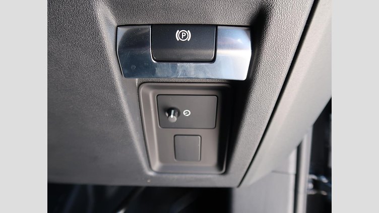 2024 認定中古車 Land Rover Defender 110 サントリーニブラック D300 AWD（AT） X-DYNAMIC SE